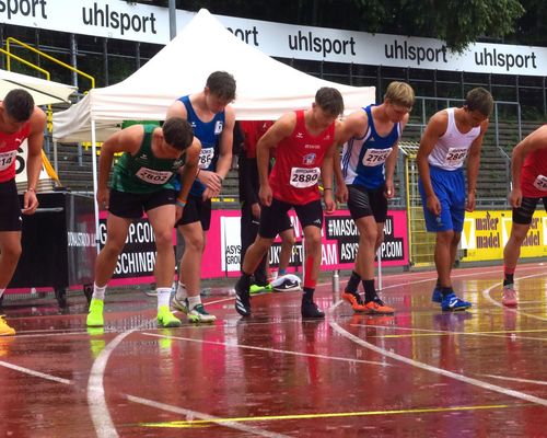 1.500 m-Start im strömenden Regen