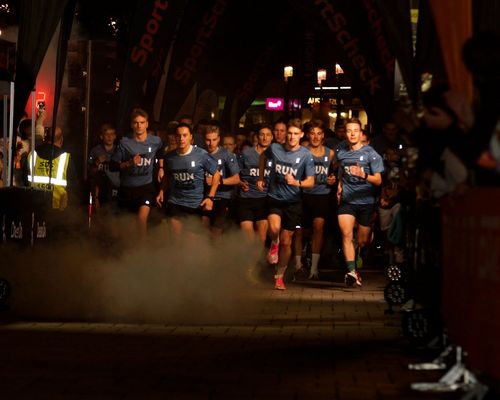 Stuttgart erleuchtet beim SportScheck Night Run